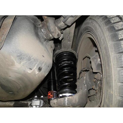 K-Tec Volvo V70 coilover street